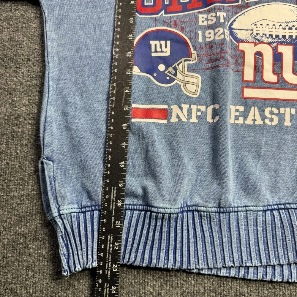 NWT‎ New York Giants NFL Apparel Sweatshirt Teens S Blue Acid Wash Graphic